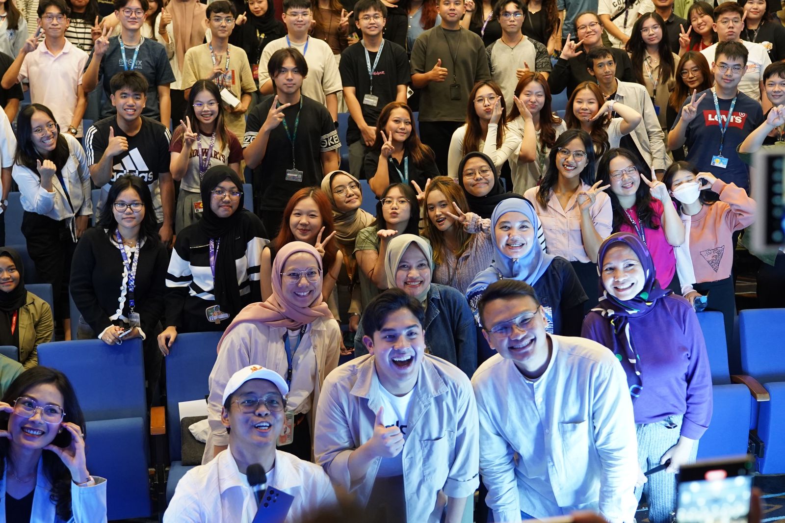 Samsung X Communication Guest Speaker Jerome Polin discussing about "Elevate Creativity with Galaxy AI"