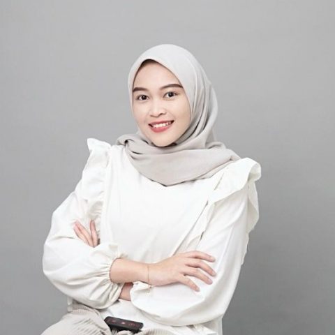 Asilanisa Wijayanti, S.I.Kom., M.I.Kom., CDM