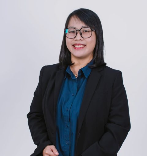 Wenny Carnika S.I.Kom., M.I.Kom